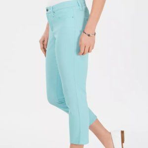 Charter Club Petite  Bristol Capri Jeans